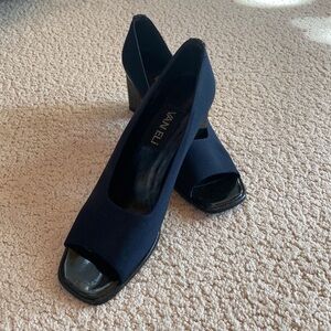 Vaneli Navy open toe heels Excellent condition 8N